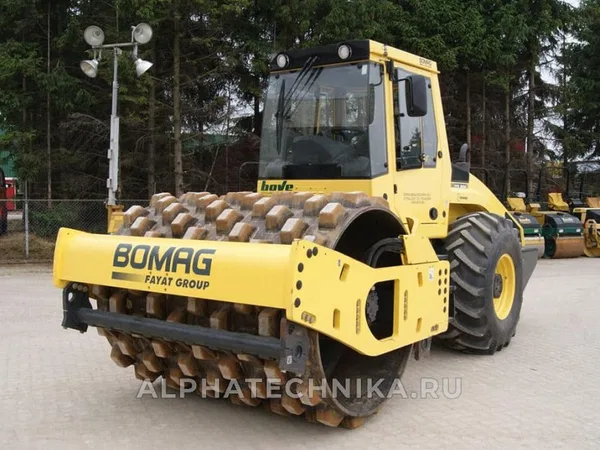 Грунтовый каток BOMAG BW 215 (15 т.)