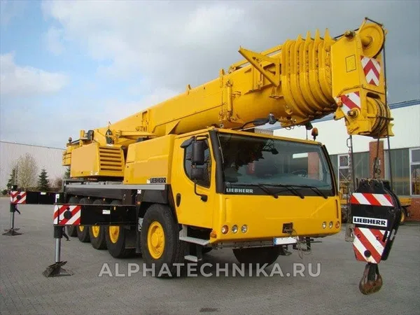 Автокран Liebherr LTM 1100 (100 тонн)