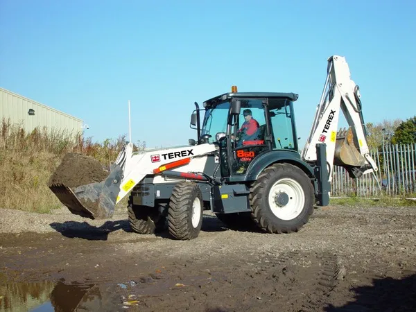 Фронтальный погрузчик TEREX 860