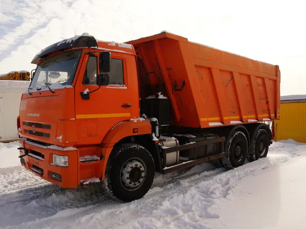 Самосвал Камаз  20 м3
