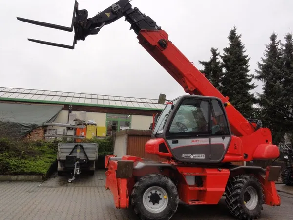 Телескопический погрузчик Manitou 17 метров