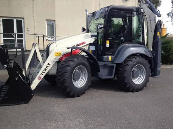 Экскаватор-погрузчик TEREX 990
