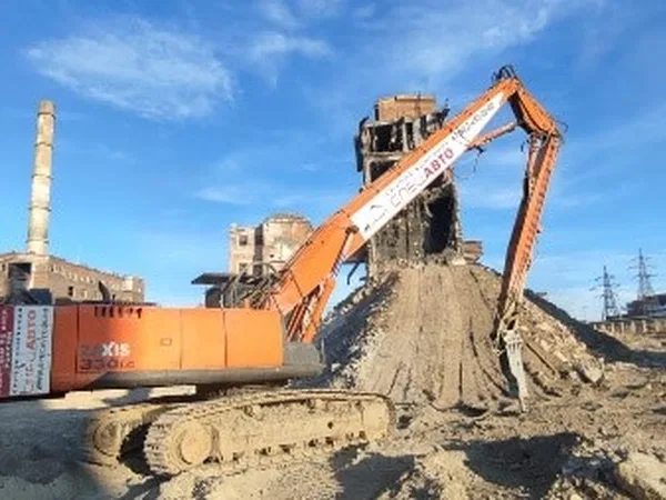 Экскаватор для демонтажных работ                                                     Hyundai                                                 R520LC-9S
