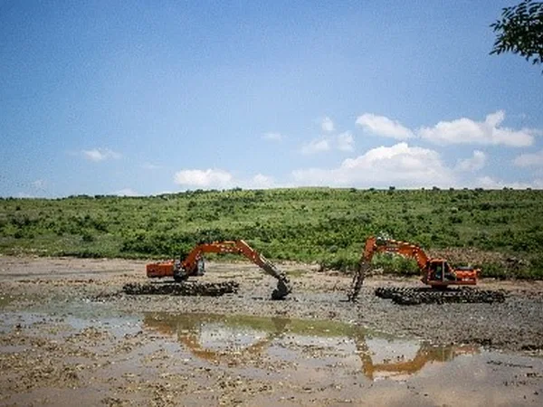 Экскаватор-амфибия Hitachi ZX330-5G