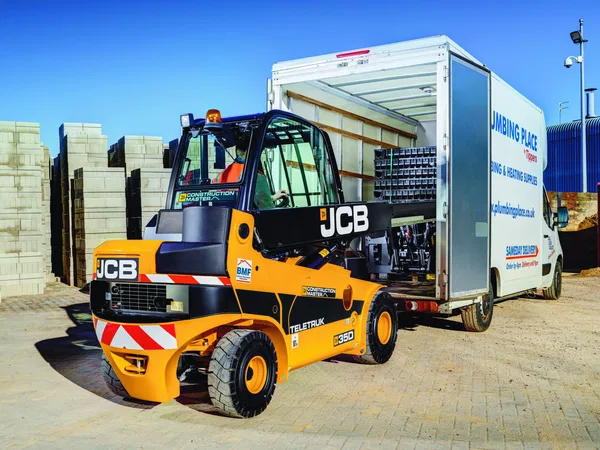 Электропогрузчик                                                         JCB                                                     TLT35