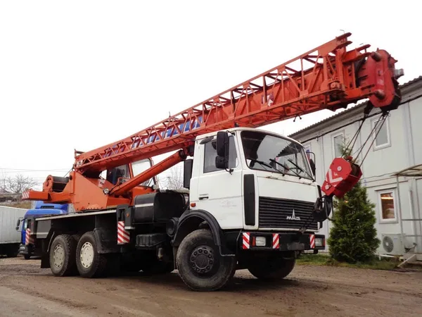 Автокран КЛИНЦЫ КС-55713-6К-3