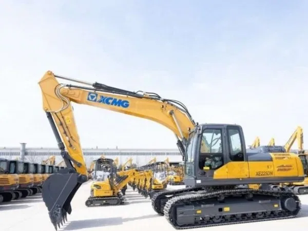 Гусеничный экскаватор XCMG XE225-DN