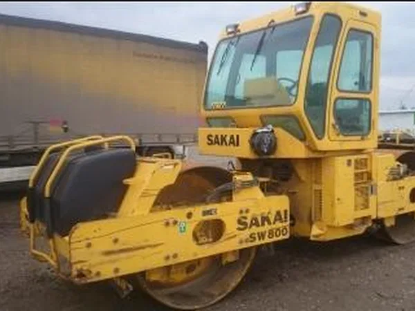 Двухвальцовый каток Sakai