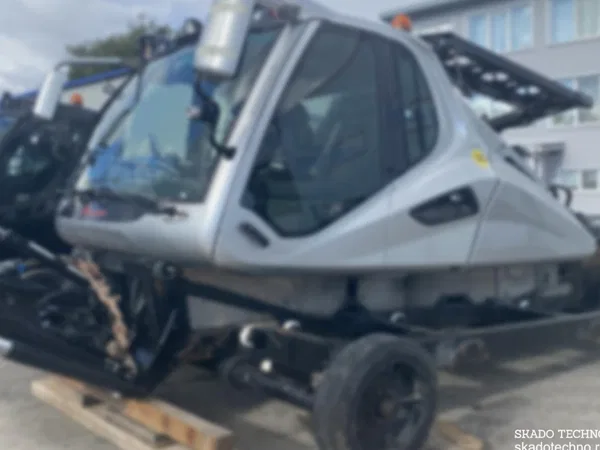 Ратрак и снегоуплотнительная машина Prinoth BEAST