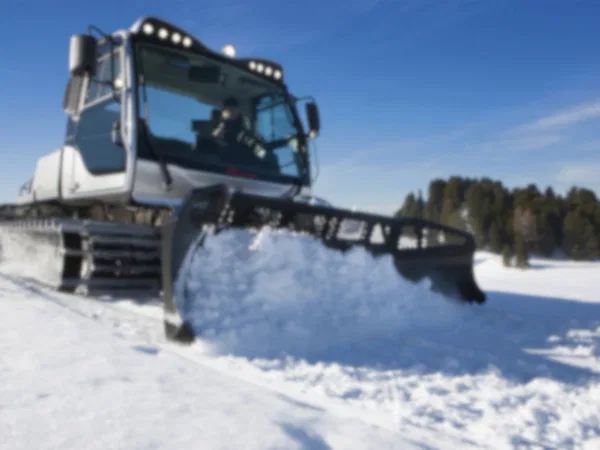 Ратрак и снегоуплотнительная машина Prinoth HUSKY