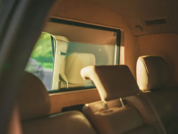Бронированный автомобиль TOYOTA LAND CRUISER БРОНИРОВАННЫЙ