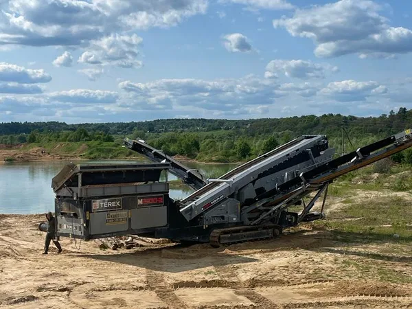 Карьерный грохот TEREX M2100-2