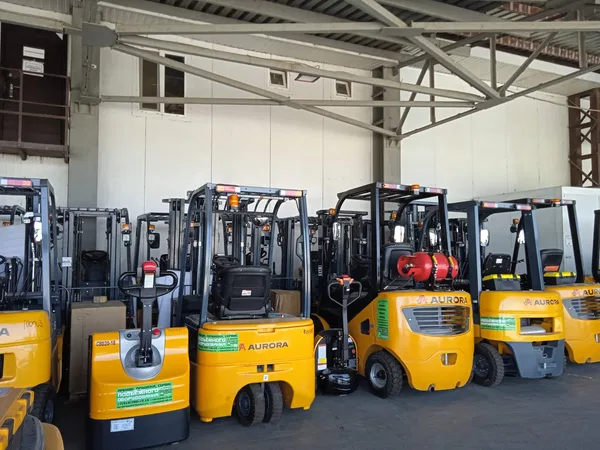 Вилочный погрузчик Aurora Forklift CPD 15