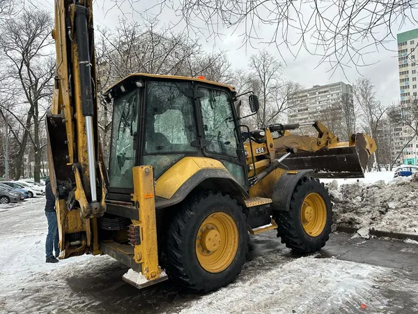 Экскаватор-погрузчик Caterpillar 434