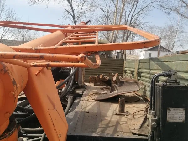 Услуги: Ямобур повышенной проходимости; контакты: 89141677374: