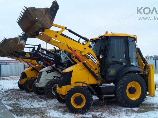 Колесный экскаватор                                                         Hyundai                                                     200