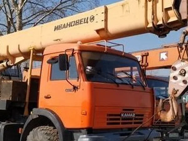 Автокран                                                         ИВАНОВЕЦ                                                     КС-45717К-1В