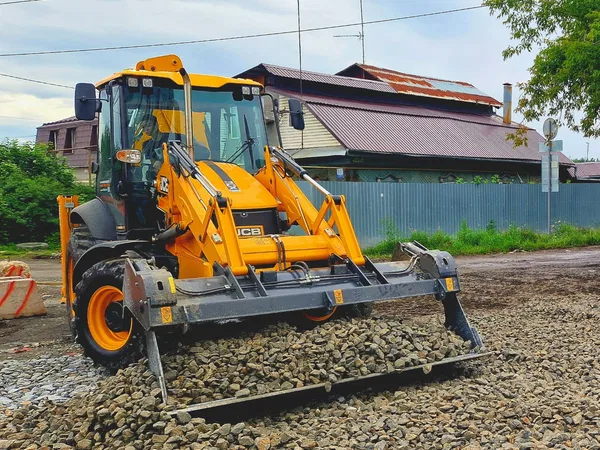 Экскаватор-погрузчик                                                         JCB                                                     3CX