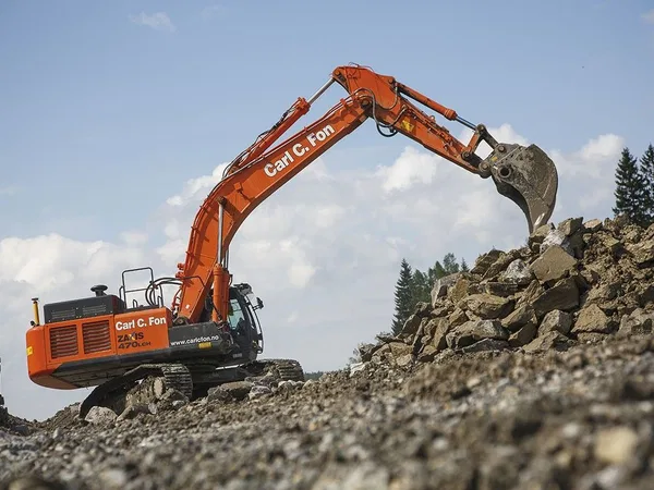 Гусеничный экскаватор Hitachi ZX470-5G
