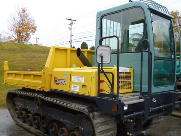 Гусеничный вездеход Yanmar C 50 R