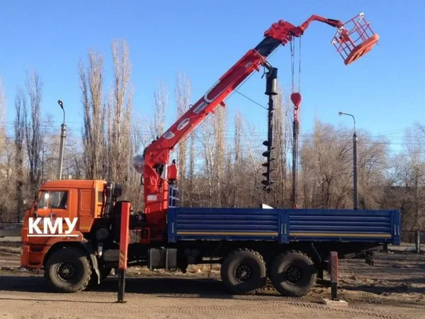 Бортовой грузовик с КМУ                                                         КамАЗ                                                     43118