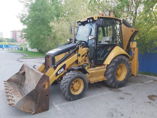 Экскаватор-погрузчик Caterpillar 428E
