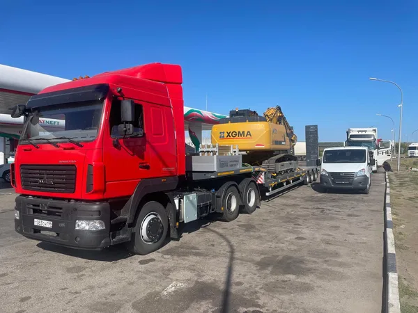 Трал                                                         МАЗ                                                     643028