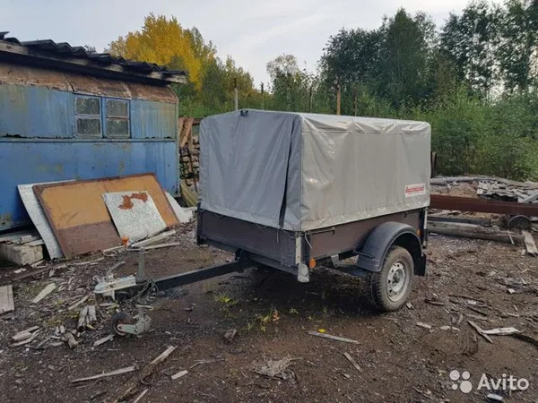 Легковой прицеп с тентом