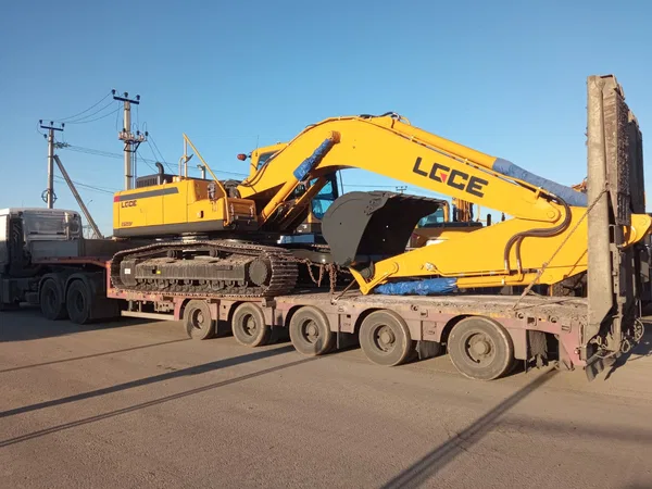 Гусеничный экскаватор SDLG 6255f
