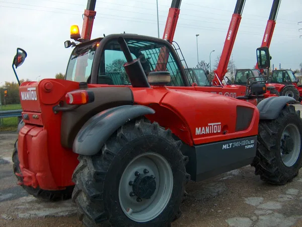 Телескопический погрузчик Manitou MLT-X 735