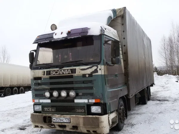 Тентованный грузовик Scania R113