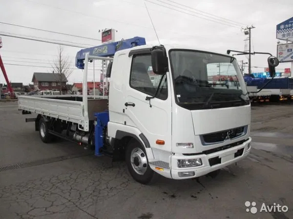 Бортовой грузовик с КМУ Mitsubishi Fuso Fighter