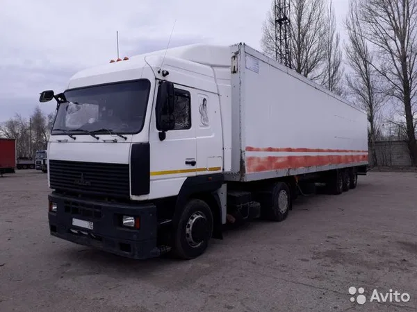 Изотермический полуприцеп Schmitz Cargobull