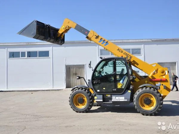Телескопический погрузчик XCMG XC6-3507K