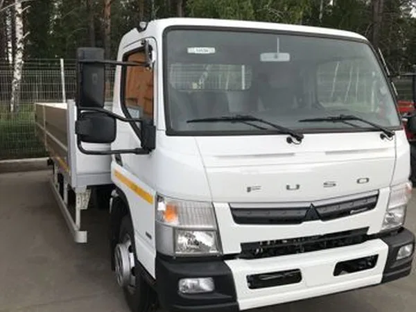 Бортовой автомобиль Mitsubishi Fuso Canter