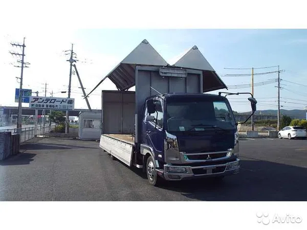 Грузовой фургон Mitsubishi Fuso Fighter