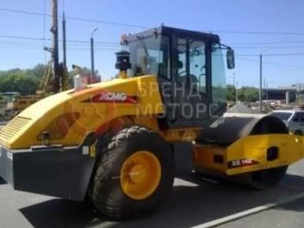 Грунтовый каток XCMG XS142