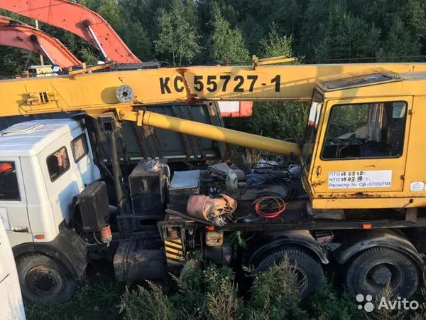 Автокран Машека КС-55727-1 на шасси МАЗ