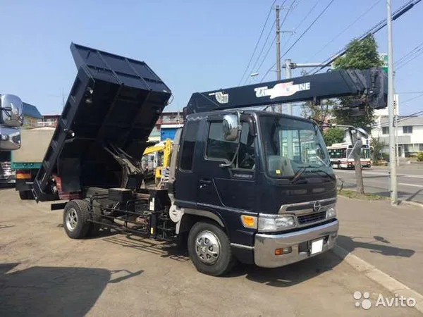 Бортовой грузовик с КМУ HINO Ranger
