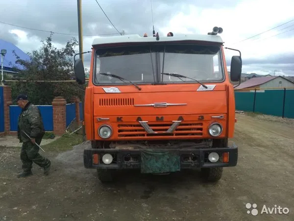 Зерновоз КамАЗ 51102