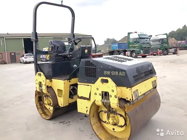 Тротуарный каток Bomag BW138 D