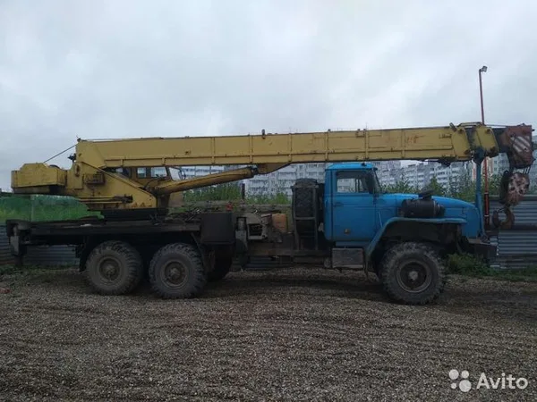 Автокран Ивановец КС-45717 на шасси УРАЛ 4320