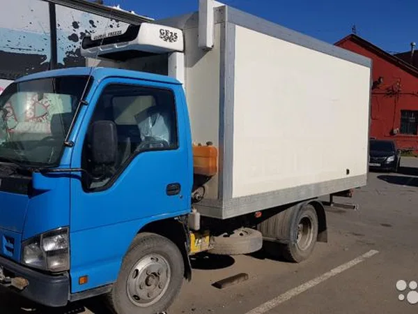 Рефрижераторный фургон Isuzu