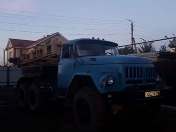 Мобильная буровая установка ЗИЛ 131 АЗА-3