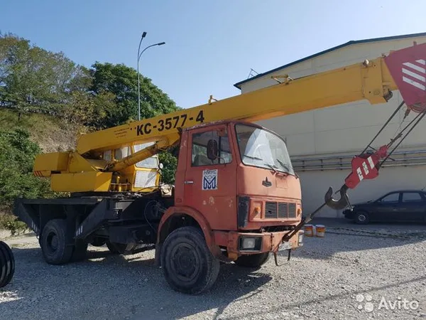 Автокран Ивановец КС-3557-4 на шасси МАЗ 5337