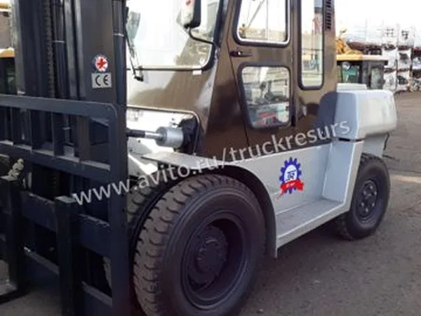 Вилочный погрузчик Dalian CPCD70АD
