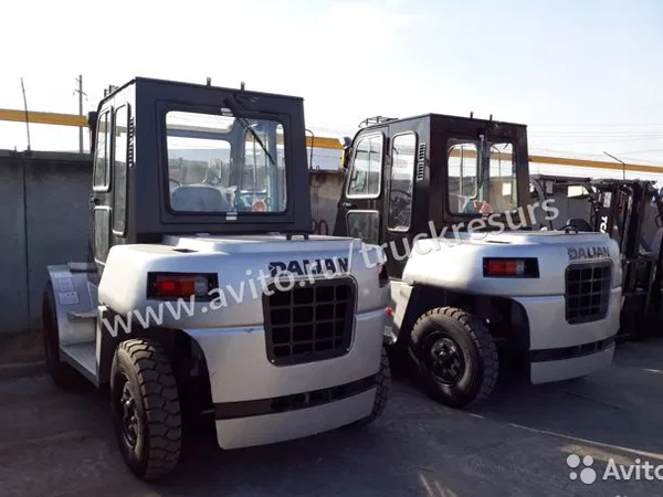 Вилочный погрузчик Dalian CPCD50АD