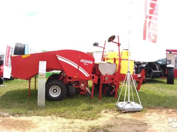 Картофелесажалка Grimme GL430