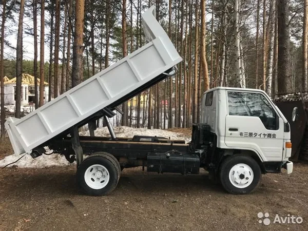 Самосвал Toyota Dyna 4WD