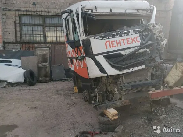 Седельный тягач Iveco Stralis Hi Way